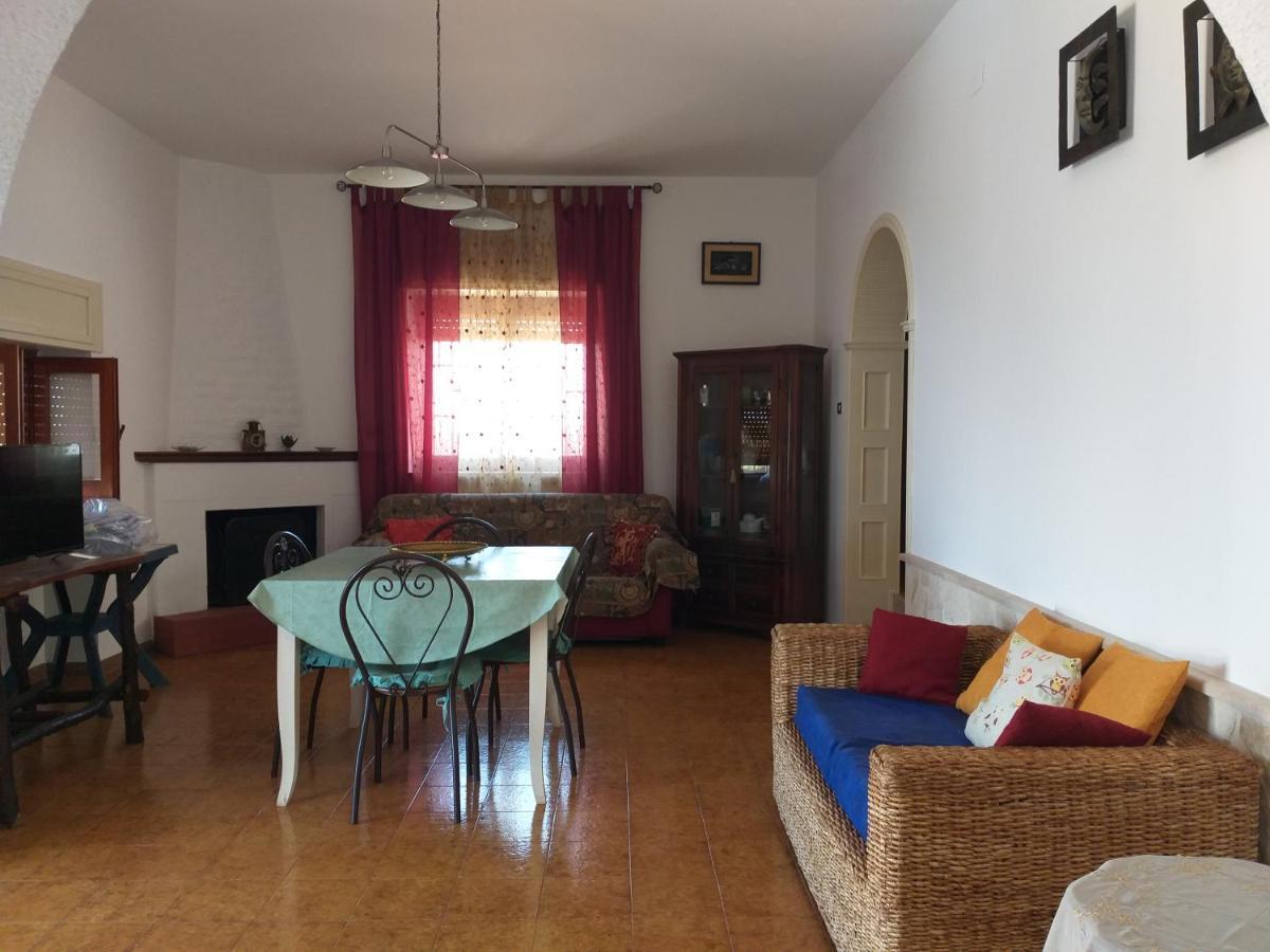 Casa Trullo Sole Ferienhaus Cisternino